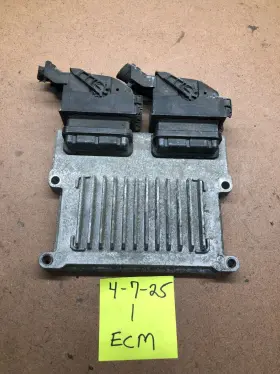 391093c661 Kia 391103c430 Ecu Ecm Computer Sedona 2012 12 843823 Engine