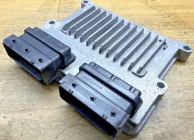 39110-3cyn6 Kia Mt86 2016-18 Sedona 3.3 Ecm Engine Computer Control Module Pcm Blem