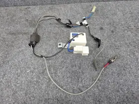 9098005196 Lexus 1992-1996 Sc300 Sc400 Oem Filler Noise Control Module Unit Assembly