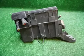 Dg9t-14b476 Lincoln 2019 Continental Fuse Box Oem #3