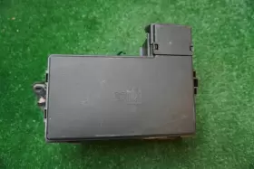 Dg9t-14b476 Lincoln 2019 Continental Fuse Box Oem