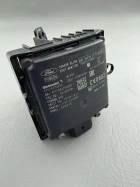 Gd9t-14d599-ad Lincoln 2017-2020 Continental Lh Blind Spot Radar Monitor Sensor Module Oem