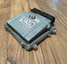 0261209563 Mercedes-benz 2008-2012 Glk350 M272 W212 Engine Computer Module Oem #2