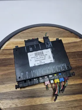 A1635452132 Mercedes-benz 98-05 W163 Ml500 Ml55 Amg Seat Control Module Front Left Oem