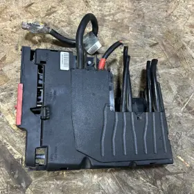A2075402750 Mercedes-benz Front Battery Fuse Relay Junction Box W212 E350 E400 E550 Oem