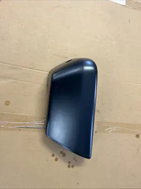A4638851003 Mercedes-benz 2000 - 2007 W463 G-class G-wagon Rear Right Bumper Cap Oem
