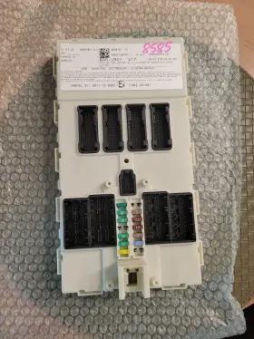 61359388181 Mini 2014-2024 Cooper F56 Fwd Bcm Body Control Module Unit Oem 9388181 01