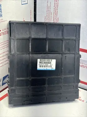 Md366806 Mitsubishi 2000 00 Montero Sport Engine Control Module Oem Part