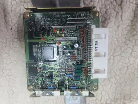 Md750525 Mitsubishi 1991-1992 Eclipse Or Galant Tcm Transmission Computer