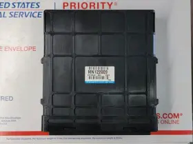 Mn122009 Mitsubishi 2003 Outlander 2.4l A/t Engine Computer Ecu Control Module
