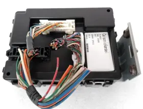 284b0-zp01c Nissan 2006 Pathfinder Body Control Module Bcm 284b1 Oem U22