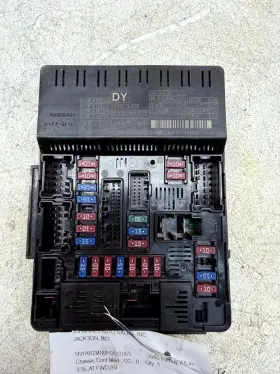 284b7-3jv0d Nissan 40780023ll 2014-2019 Pathfinder Q50 Interior Side Fuse Box Relay Oem