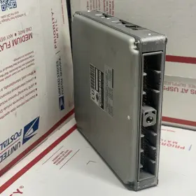 Mec07-031 Nissan 2000 00 Pathfinder 3.3l A/t 4x2 Engine Control Module Oem Part #3