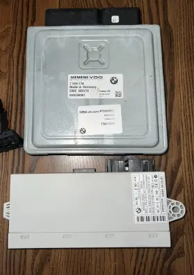 12147559178 Original Bmw Item 12.14-7 7559178 E60 E61 E63 E64 5 6 Series 2.5i N52 Engine Module Dme Msv70 Cas2 And Ecu