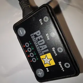Pc64 Pedal Commander Throttle Assist-base