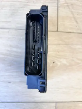 7p0907801f Porsche 2011-2017 Cayenne Parking Brake Control Module #2
