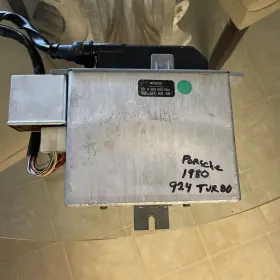 93161710100 Porsche 924 Computer Ecu
