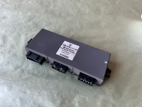 99661811103-24011 Porsche 2000-2002 911 996 Convertible Roof Top Control Module