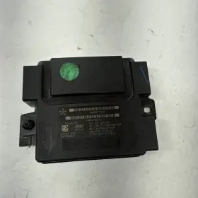 P68207773aa Ram 2500 3500 Hub Receiver Control Module Unit Oem 2013