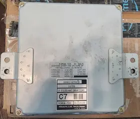3392167d30 Suzuki 33921-67d3 Vitara Geo Tracker 2.5l At Ecm Engine Control Unit Ecu