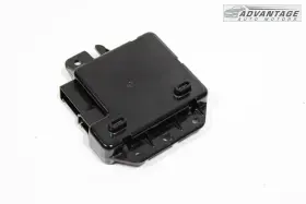 1755200-00-b Tesla 2017-2023 Model 3 Rear Center Console Usb Hub Charger Module Unit Oem #2