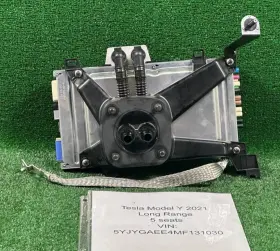 1775000-00-k Tesla 20-24 Model 3/y Media Control Computer Module Oem