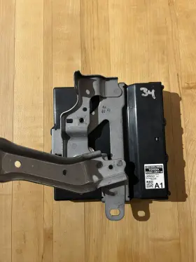 285000-8660 Toyota 21 2021 Rav4 Hybrid Vehicle Control Module Ecu With Bracket Oem 899810r110