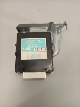 82810-04011 Toyota 2000-2002 4runner Daytime Running Light Module Assembly Oem