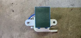 85940-12130 Toyota 2003-2008 Matrix Pontiac Vibe Rear Wiper Control Module Oem
