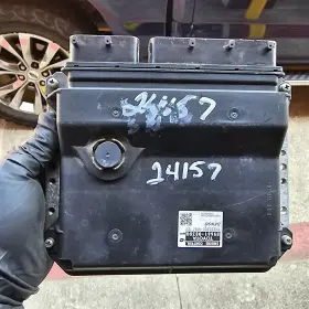 89661-08300 Toyota 2011 11 Sienna 3.5l Engine Control Module Unit Ecm