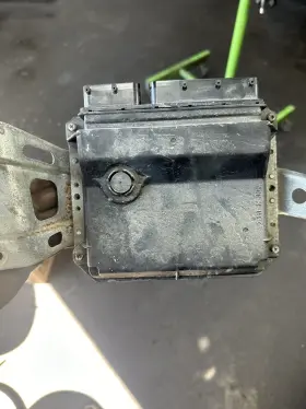 89661-52l70 Toyota 2010 Yaris Engine Control Unit Ecu 8966152l70 Module 125-3a1
