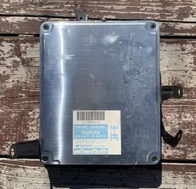 89661-60090 Toyota 1991-1992 Land Cruiser Ecu Ecm Engine Control Module Computer
