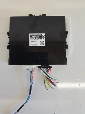 89690-08040 Toyota 2017 Sienna Power Supply Computer Module Oem