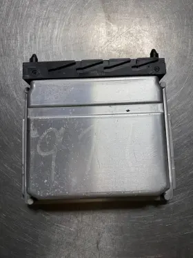 08670169a Volvo 2002-2004 S80 Series Oem Engine Control Module