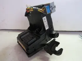 12243779 Volvo 2005 05 S60 Central Body Control Module Fuse Relay Junction Box