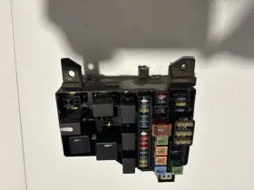 30638580 Volvo 01 02 03 40 Series Fusebox Fuse Box Junction Relay Module Unit