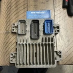 04 05 Chevrolet Gmc Silverado Sierra 6.6L Lly Oem Engine Ecu Ecm 15141667. Fixed Price $265.00.