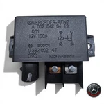 Genuine Mercedes Class W221 Auxiliary Battery Relay Module 100A A0025426419. Fixed Price $33.60.