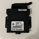 2015 Porsche Cayenne Transmission Control Module Tcu Tcm Oem 0C8927769DB. Fixed Price $180.41.