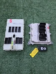 Bmw 328I F30 Body Control Module Computer Bcm & Ecu Dme Engine Unit Key. Fixed Price $320.00.